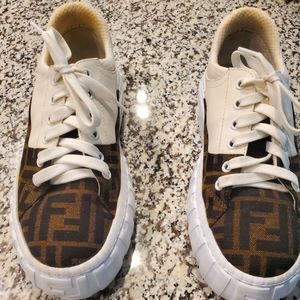 Fendi Sneakers